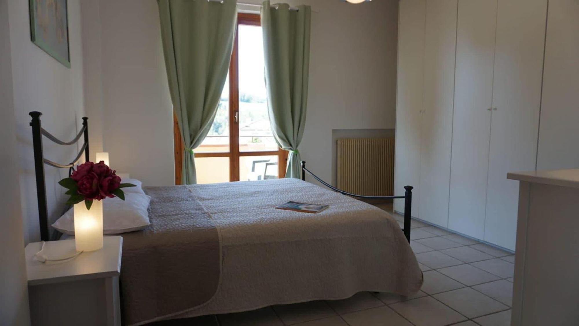 Italian Experience-Numana Suite Parking & Beach Eksteriør billede