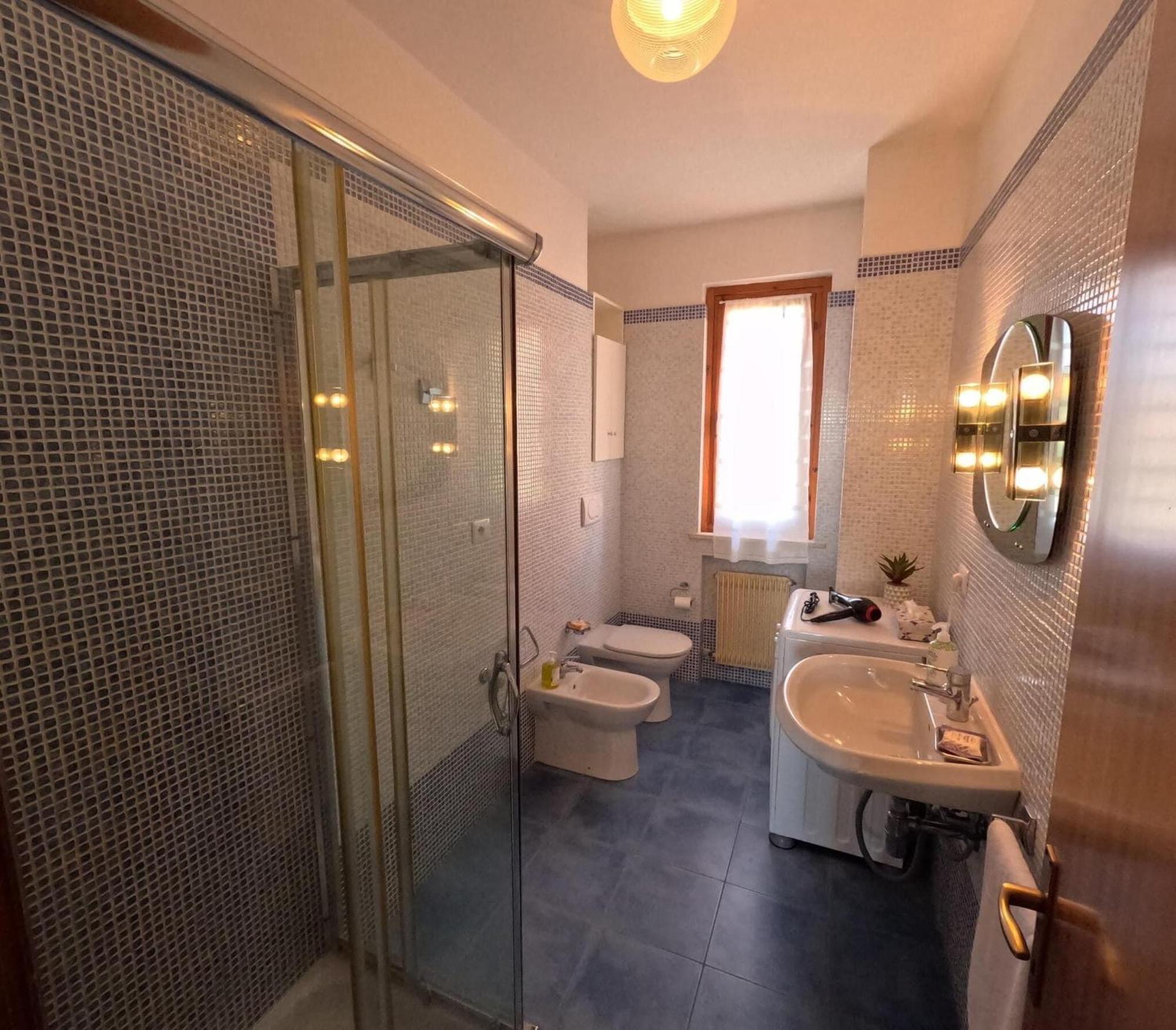 Italian Experience-Numana Suite Parking & Beach Eksteriør billede